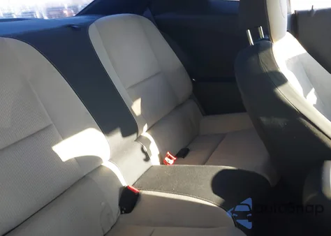 2013 Chevrolet Camaro 1Lt из США, поврежденный, VIN 2G1FB1E32D9103373